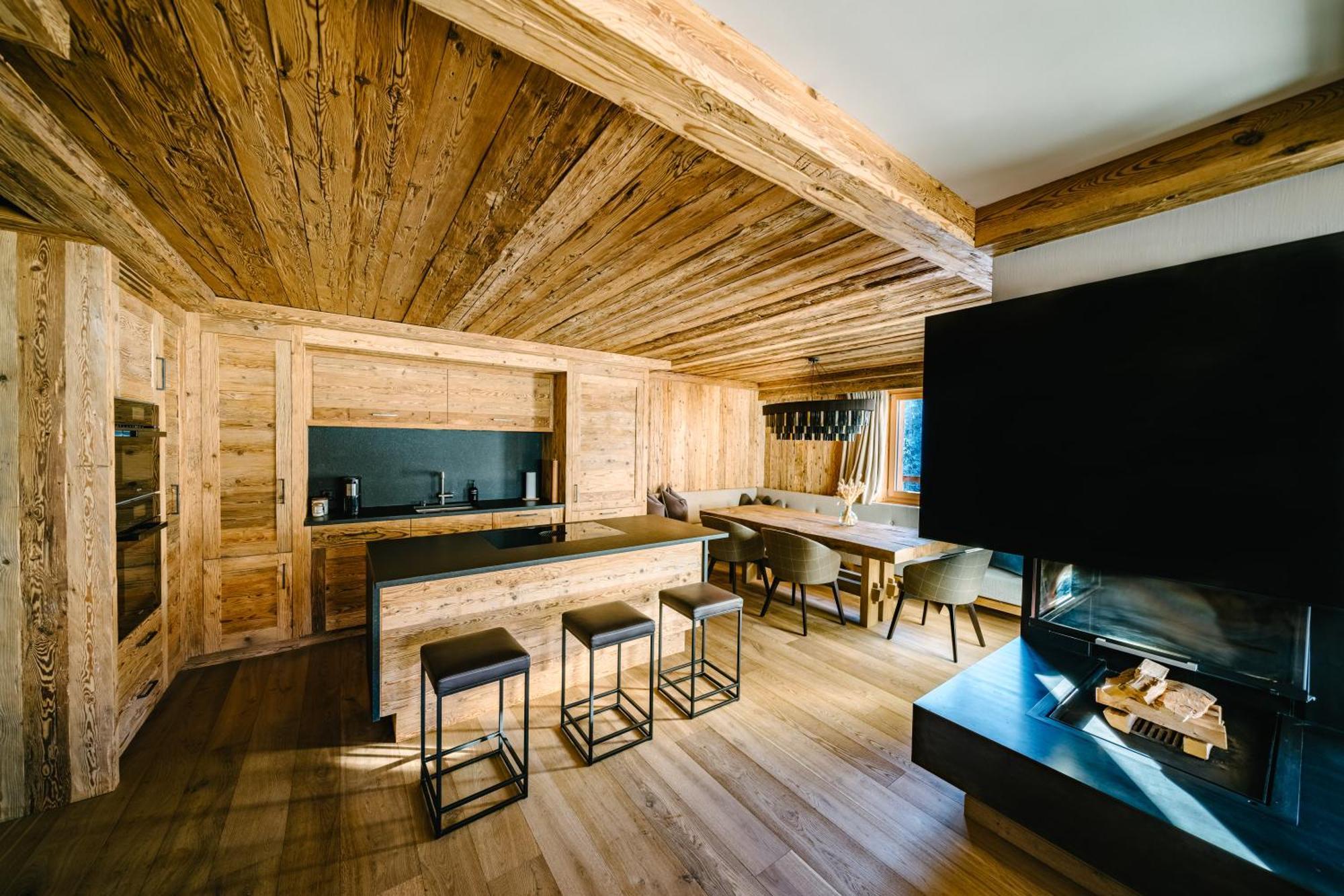 Hotel Seven Alpina Boutique 4*